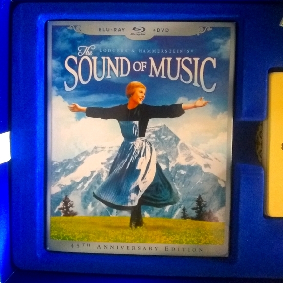 Sound of Music 🎶 45th Anniversary Collector Ltd Ed Blue Ray DVD Set w/Music Box - Picture 2 of 8